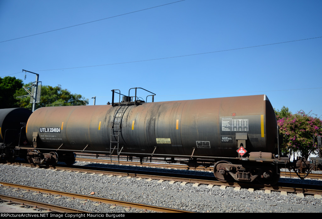 UTLX Tank Car